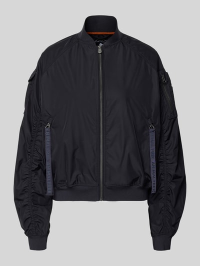 Produktfoto, schwarze Bomberjacke mit Reißverschlusstaschen Modell 'LIL' von SAVE THE DUCK, Stehkragen, glatte Oberfläche, Regular Fit, Stretch-Anteil