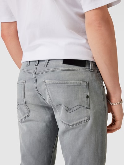 Replay Slim Fit Jeans mit 5-Pocket-Design Modell 'ANBASS' Hellgrau 3