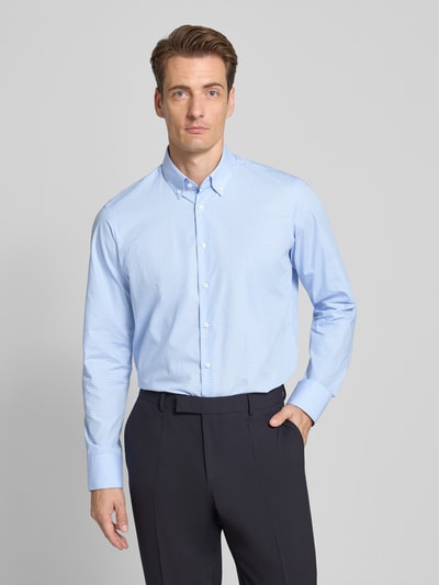 Christian Berg Men Koszula biznesowa o kroju regular fit z kołnierzykiem typu button down Błękitny 4