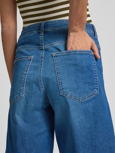 Brax Baggy Fit Jeansbermudas mit Eingrifftaschen Modell 'STYLE.MAINE' Hellblau 3
