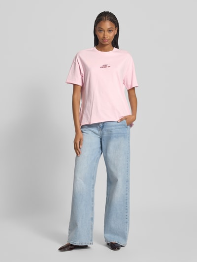 Only T-shirt o kroju oversized z czystej bawełny model ‘KINNA’ Różowy 1