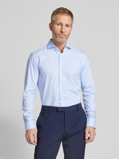 BOSS Koszula biznesowa o kroju slim fit z kołnierzykiem typu cutaway model ‘Hank’ Błękitny 4