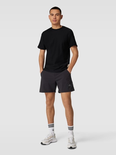 ADIDAS SPORTSWEAR Shorts mit Label-Detail Black 1