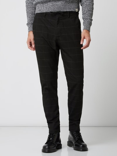 REVIEW Tailored Fit Chino mit Tunnelzug Black 4