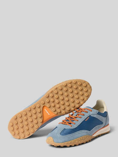 Produktfoto, blauwe en lichtblauwe leermix, afgeronde pasvorm, Heren sneakers Modell 'Bridge' van HOFF, logodetail, profielzool, hakhoogte maat 44: 2 cm, schachthoogte maat 44: 9 cm, schachtbreedte maat 44: 9 cm