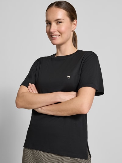 Vrouwenmodel draagt zwart Regular Fit T-shirt uit pure katoen model 'VENACO' van Weekend Max Mara, Dames t-shirt, Nahaufnahme Oberkörper.
