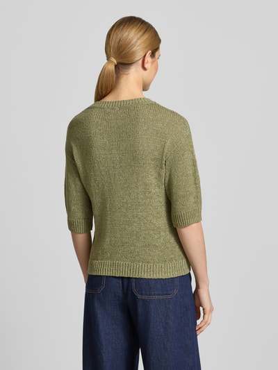 Vrouwenmodel draagt Relaxed Fit gebreide pullover uit katoenmix van s.Oliver BLACK LABEL, look: effen, 3/4-mouw, knitwear, ganzkörperansicht rückansicht.