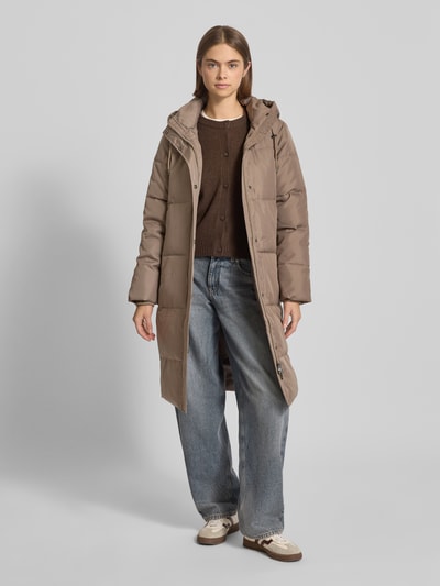 ONLY Płaszcz pikowany o kroju comfort fit z drobną fakturą model ‘IRENE’ Szarobrązowy 1