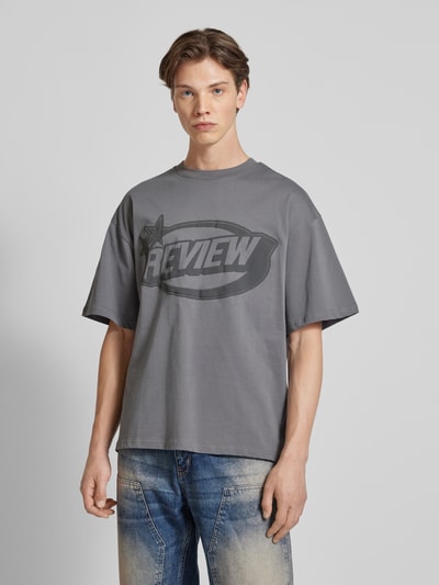 REVIEW Oversized T-Shirt mit Label-Print Dunkelgrau 4