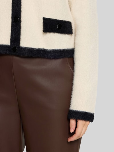 Betty Barclay Regular Fit gebreid jack met contraststrepen Beige - 6
