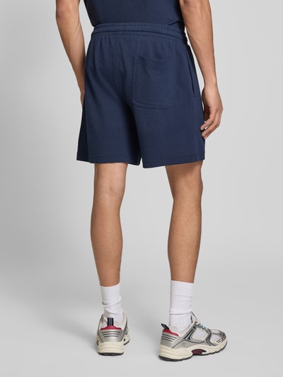Tommy Jeans Regular Fit Sweatshorts aus Baumwoll-Mix Marine 5