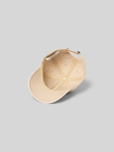 Produktfoto, Base Cap mit floralem Stitching von Forét in Beige, Reine Baumwolle, Curved Visor, Strapback-Verschluss, Logo-Detail