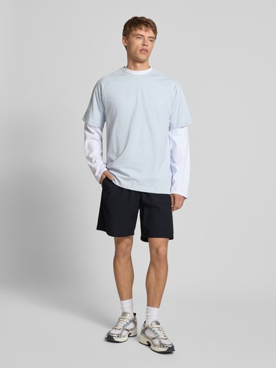 adidas Originals Szorty o kroju regular fit z wyhaftowanym logo Czarny 1