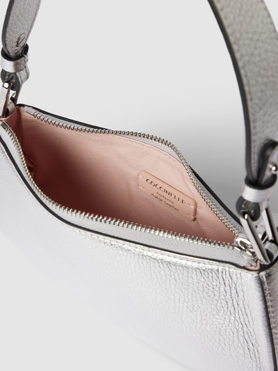 Coccinelle Handtasche aus Leder in metallic Modell 'MERVEILLE' Silber 5