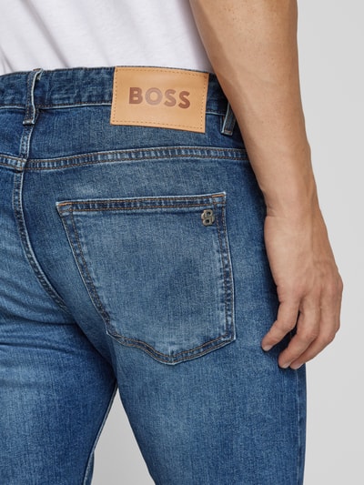 BOSS Orange Jeansy o kroju slim fit z 5 kieszeniami model ‘Delaware’ Jeansowy niebieski 3