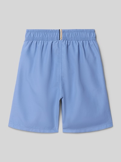 Productfoto, Badeshorts met labelopschrift van Boss voor kinderen, look: effen kleuren, elastische boord, zij-steekzakken, tunnelkoordsluiting.
