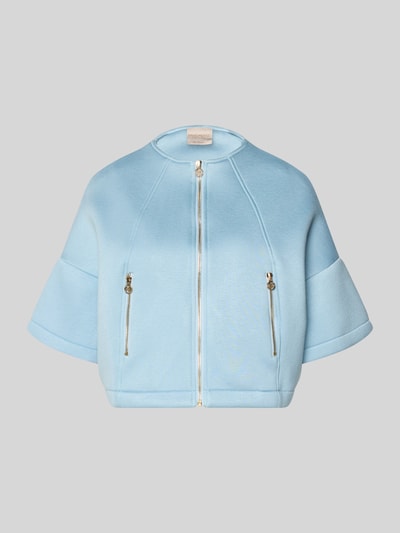 Produktfoto, Jacke mit 1/2-Arm und Reißverschlusstaschen von Rinascimento in Hellblau, gerader Schnitt, Viskose-Mix, silberfarbene Details