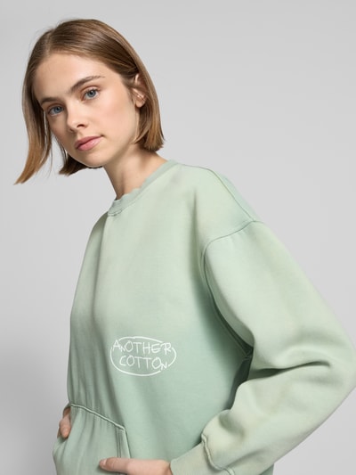 ANOTHER COTTON LAB Oversized Sweatshirt mit Label-Print Modell 'Matcha Mornings' Mint 3