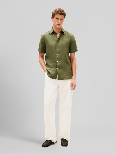 Tommy Hilfiger Regular Fit Kurzarmhemd aus reinem Leinen Oliv 1