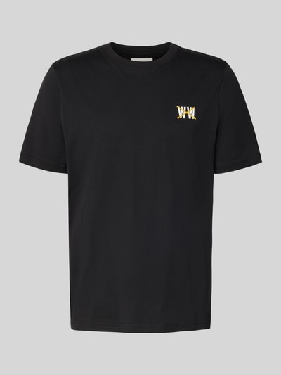 Produktfoto, schwarzes Regular Fit T-Shirt aus reiner Baumwolle, Logo-Print, Rundhalsausschnitt, Modell 'Bobby' von Wood Wood.
