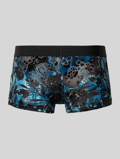 Produktfoto, Slim Fit Trunk mit floralem Allover-Print Modell 'Fremont' von HOM im semitransparenten Design mit Elastischer-Material-Mix, schwarzer Elastikbund, auffälliges Blau-Schwarz-Muster, Logo-Detail.