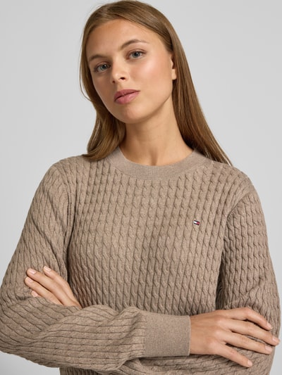 Tommy Hilfiger Regular Fit Pullover mit Zopfmuster Taupe 3