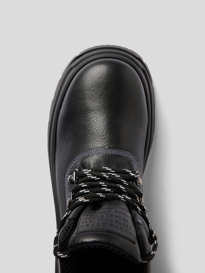 Maison Margiela Schnürboots mit Brand-Detail Schwarz 4