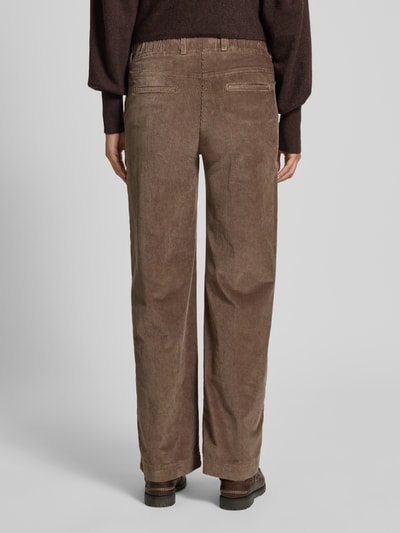 Raphaela By Brax Slim Fit Cordhose mit elastischem Bund Modell 'Pam Flared' Taupe 5