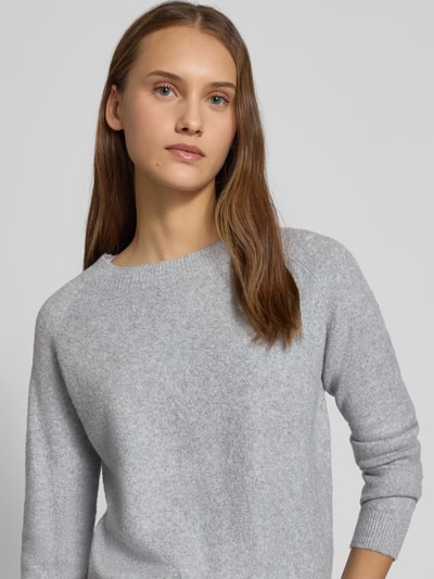 Only Sweter z dzianiny o kroju regular fit z raglanowymi rękawami model ‘RICA’ Jasnoszary melanż 3