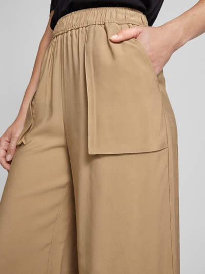 YAS Wide Leg Stoffhose mit aufgesetzten Taschen Modell 'ERMILLA' Camel 3