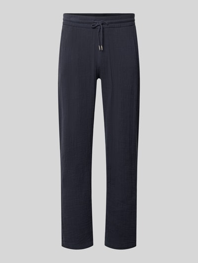 Produktfoto, ciemnogranatowe spodnie dresowe Straight Fit Sweatpants in Musselin-Optik od Lindbergh z bawełny, krój straight fit, efekt muślinu, elastyczny pas z tunelem, szerokość w rozmiarze M: 41 cm, długość wewnętrzna nogawki w rozmiarze M: 81 cm