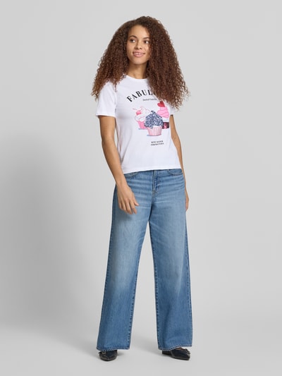 ONLY Shaped Fit T-Shirt aus reiner Baumwolle Modell 'KITA' Weiss 1