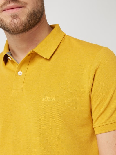 s.Oliver RED LABEL Poloshirt mit Logo-Stickerei  Gelb 3