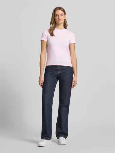 Tommy Jeans regular fit T-shirt van puur katoen model 'BUBBLE' Felroze - 1