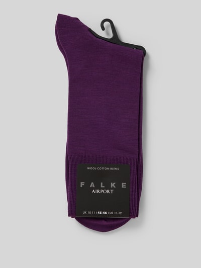 Produktfoto, Socken mit geripptem Abschluss von Falke in Lila, Schurwoll-Baumwoll-Mix mit Stretch-Anteil, körpernaher Schnitt, strukturierte Textur