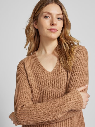 (The Mercer) N.Y. Strickpullover aus Kaschmir mit V-Ausschnitt  Camel Melange 3