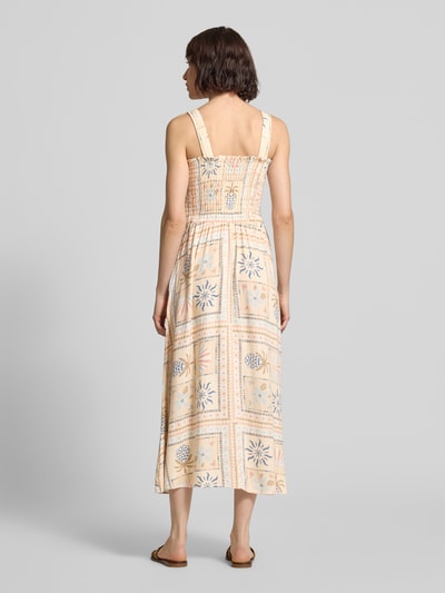 Jake*s Casual Maxikleid aus Viskose-Mix mit Smok-Details Beige 5