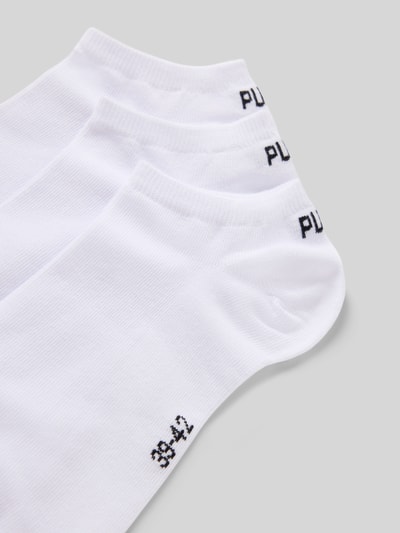 Produktfoto, Sneakersocken mit Logo im 3er-Pack von PUMA aus Baumwoll-Mix mit Stretch-Anteil, körpernahe Passform, weiß mit schwarzem Logo.