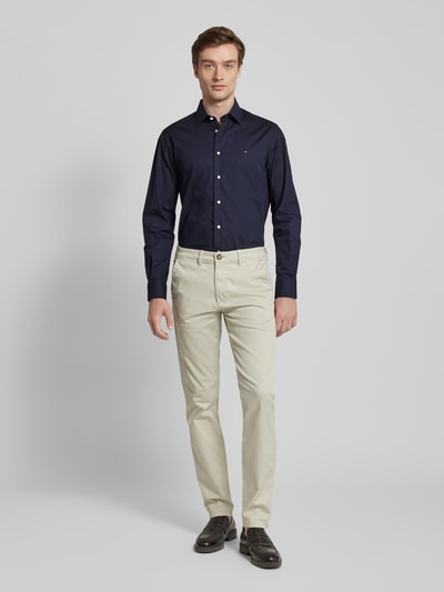 Tommy Hilfiger Regular Fit Business-Hemd mit Label-Stitching Modell 'John' Gruen 1