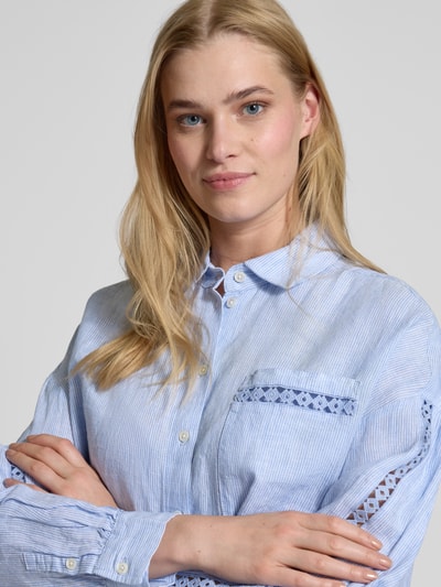 Christian Berg Woman Regular fit linnen blouse met borstzak Blauw - 3