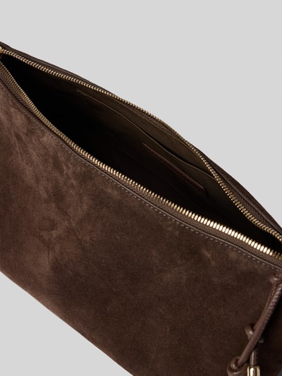 Produktfoto, Crossbody Bag aus echtem Leder Modell 'Debby' von FURLA, braunes Wildleder, goldener Reißverschluss, Hauptfach, Detailaufnahme