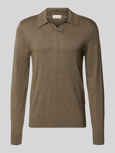 Produktfoto, Regular Fit Longsleeve aus Lyocell-Mix Modell 'Bells' von Casual Friday in Strick-Optik, Polo-Kragen, braun mit feiner Textur.