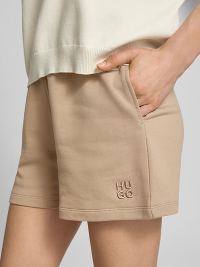 HUGO Relaxed Fit Shorts aus reiner Baumwolle Modell 'NINOSTA-2' Beige 3