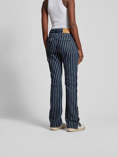 Filippa K Flared Fit Jeans mit Streifenmuster Jeansblau Melange 5