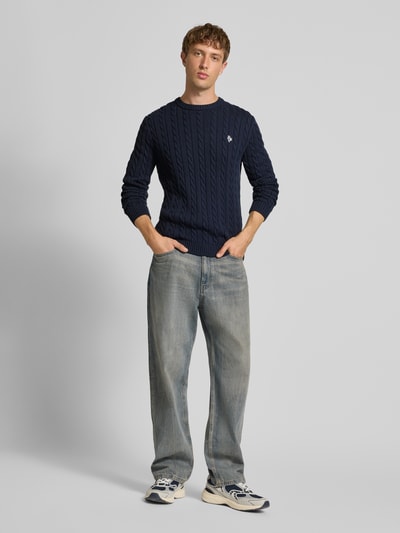 REVIEW Slim fit gebreide pullover met kabelpatroon Marineblauw - 1