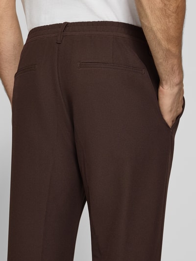 Strellson Relaxed Fit Bundfaltenhose mit Logo-Detail Modell 'Lui' Schoko 3
