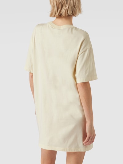 Nike Oversized T-Shirt mit Label-Print Offwhite 5