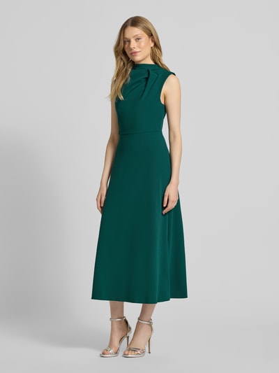 Rinascimento Cocktailkleid mit Stehkragen in ärmellosem Design Gruen 1