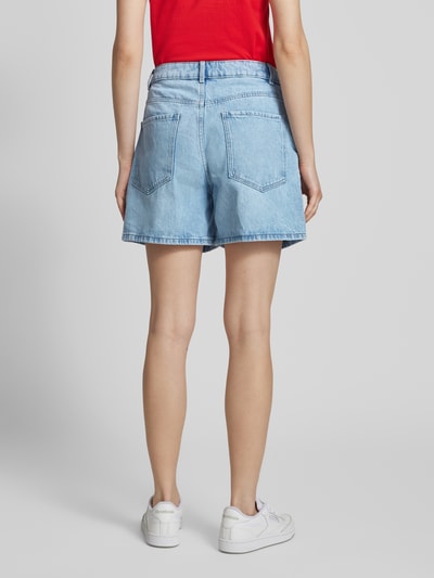 Review Korte jeans met stitchings en steekzakken Lichtblauw - 5