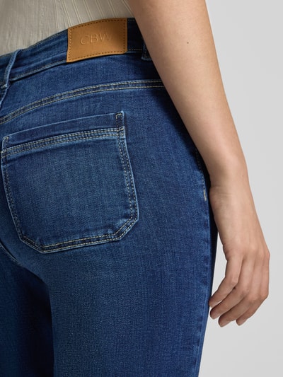 Christian Berg Woman Bootcut Jeans aus Baumwoll-Mix Marine Melange 3